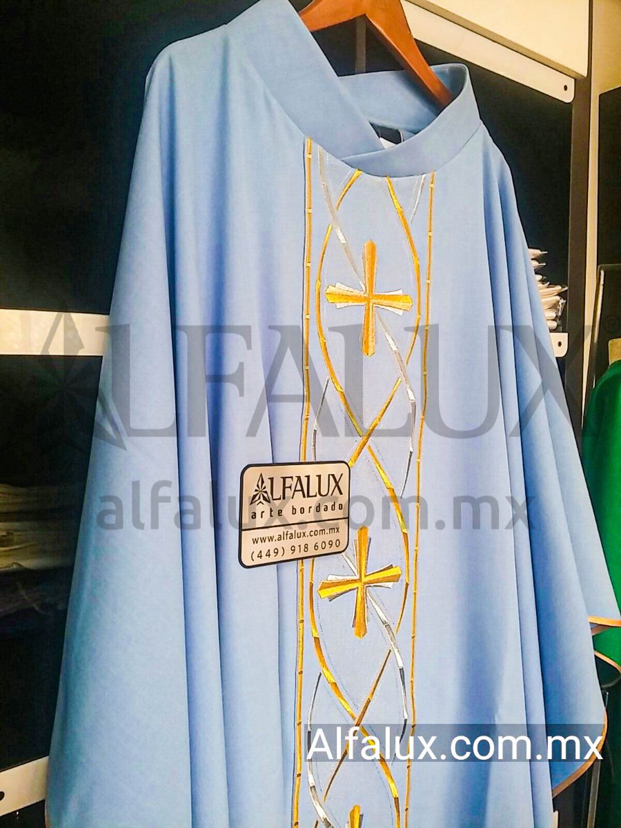 13 REINO Azul Cielo 03